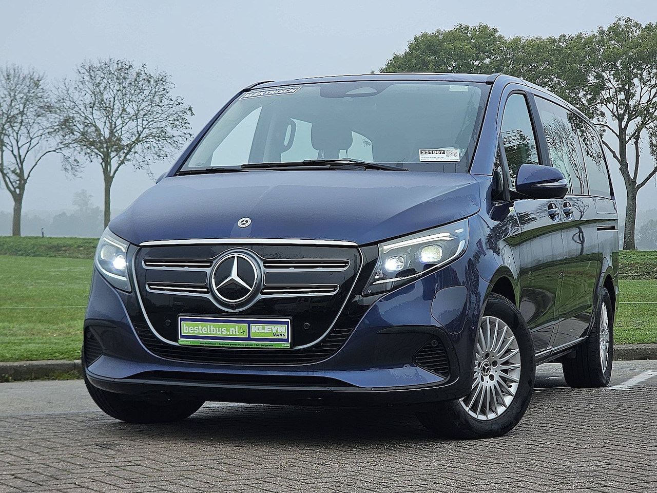 Mercedes-Benz EQV - 300 90kWH L2 364Km WLTP Facelift-Model 6-Persoons 110kw-Snelladen Mbux LED Distronic! - AutoWereld.nl