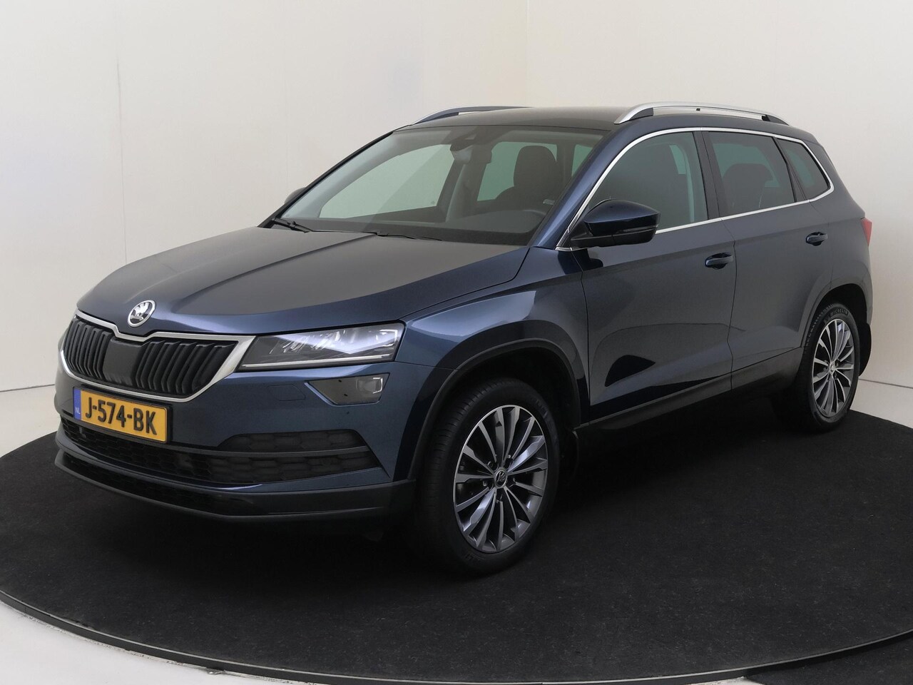 Skoda Karoq - 1.5 TSI ACT Business Edition | Navigatie-pakket | Upgrade Business | airco automatisch | A - AutoWereld.nl