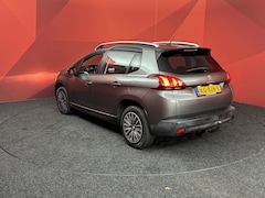 Peugeot 2008 - 1.2 PureTech Blue Lion | Trekhaak | Cruise | Airco |