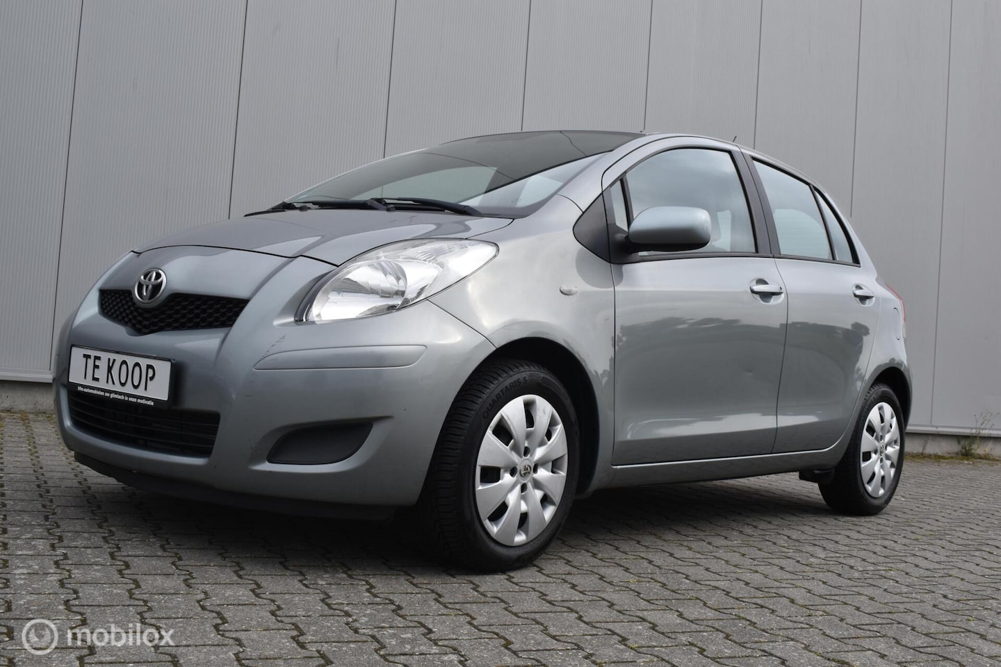 Toyota Yaris - 1.3 VVTi Dynamic (APK, kleine beurt) - AutoWereld.nl