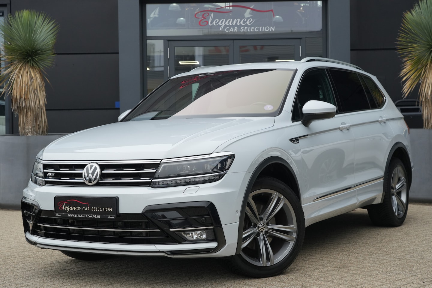 Volkswagen Tiguan Allspace - 7P 1.5 TSI Highline Business R - AutoWereld.nl