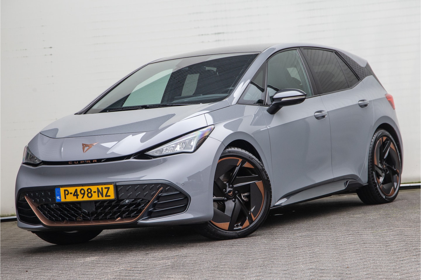 CUPRA Born - Copper Edition One, Pano, Massage, Head-up, Adapt. Cruise, Vol - AutoWereld.nl