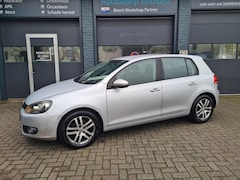 Volkswagen Golf - 1.2 TSI Tour Carplay/Trekhaak/Allseason/Cruise