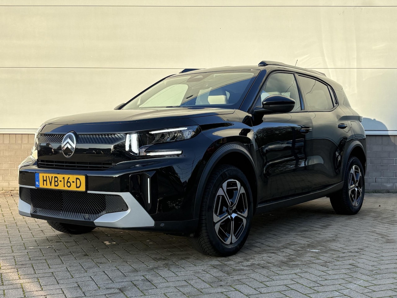 Citroën C3 Aircross - Hybrid Automaat Max | Parkeersenoren Voor & Achter | Apple Carplay & Android Auto | Naviga - AutoWereld.nl