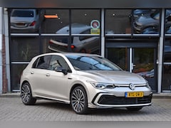 Volkswagen Golf - 1.5 eTSI R-Line ACC DCC Carplay Camera Sfeer Trekhaak