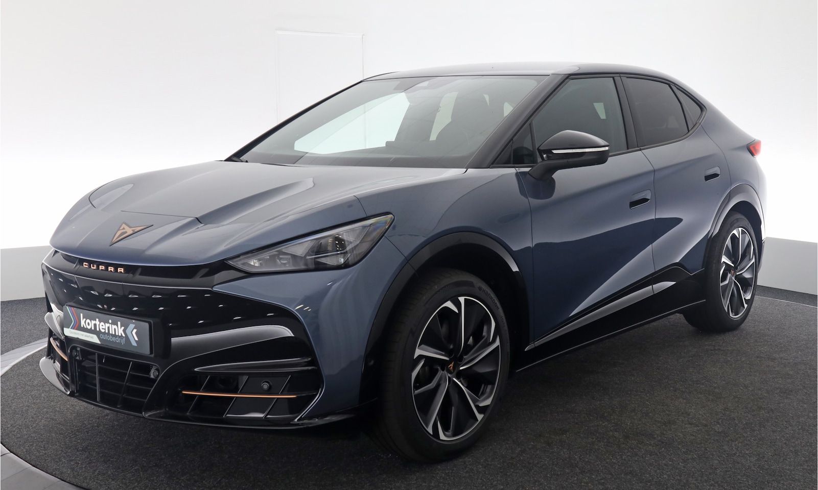CUPRA Tavascan - Business 82 kWh SOH 100% 360gr. Camera, Stoelverwarming, 20" LM Velgen, Navi, Keyless, Sid - AutoWereld.nl