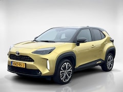 Toyota Yaris Cross - 1.5 Hybrid Executive | Panoramadak | Stoel- + stuurverwarming | Elektrische klep | Carplay