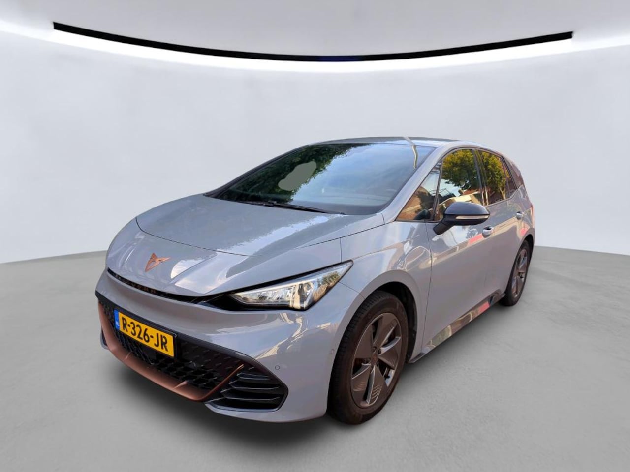 CUPRA Born - Business Plus 62 kWh 204pk / Navigatie / LM 18 inch / Camera / Park Assist / Full LED / AP - AutoWereld.nl