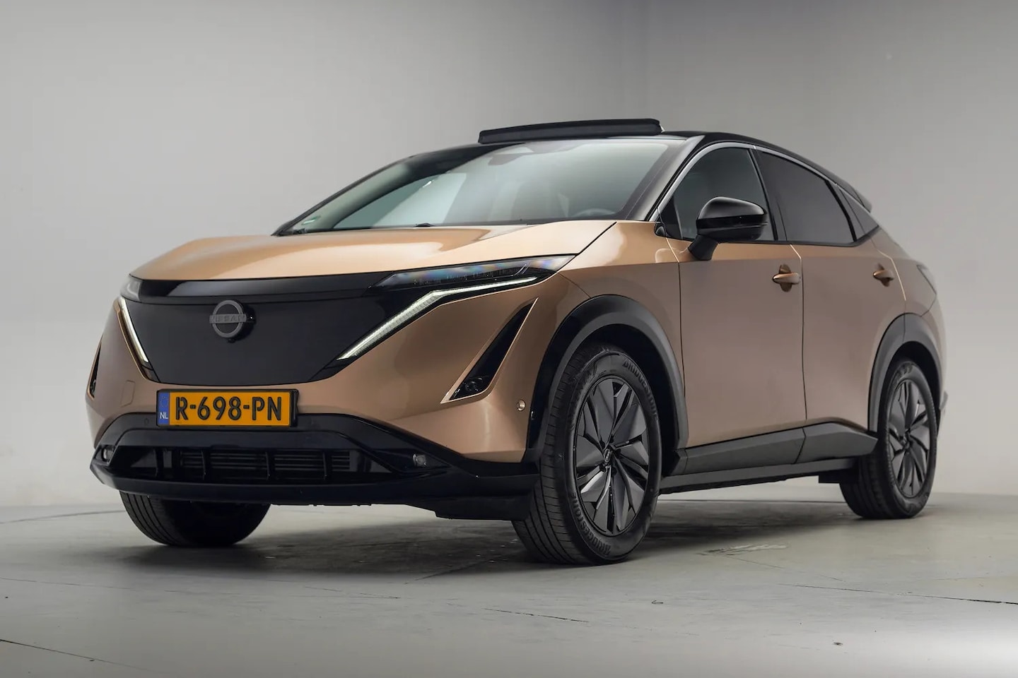 Nissan Ariya - Evolve 91 kWh 536 km bereik [ Panorama Head-up Navi Apple/Android Adapt.cruise Camera ] - AutoWereld.nl