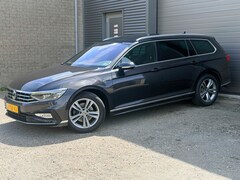 Volkswagen Passat Variant - 1.5 TSI R-Line Business + |PANO|ACC|BTW