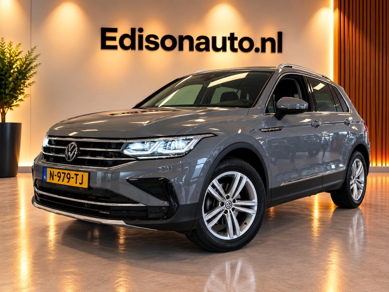 Volkswagen Tiguan - 1.5 TSI DSG ELEGANCE 150PK *VOL OPTIES* - AutoWereld.nl
