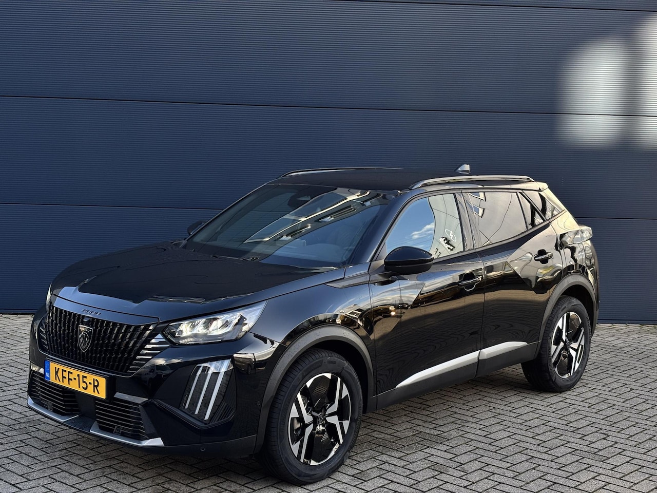 Peugeot 2008 - 1.2 Hybrid 145 Allure VOORRAAD VOORDEEL | Navigatie | Parkeercamera | Parkeersensoren | LE - AutoWereld.nl