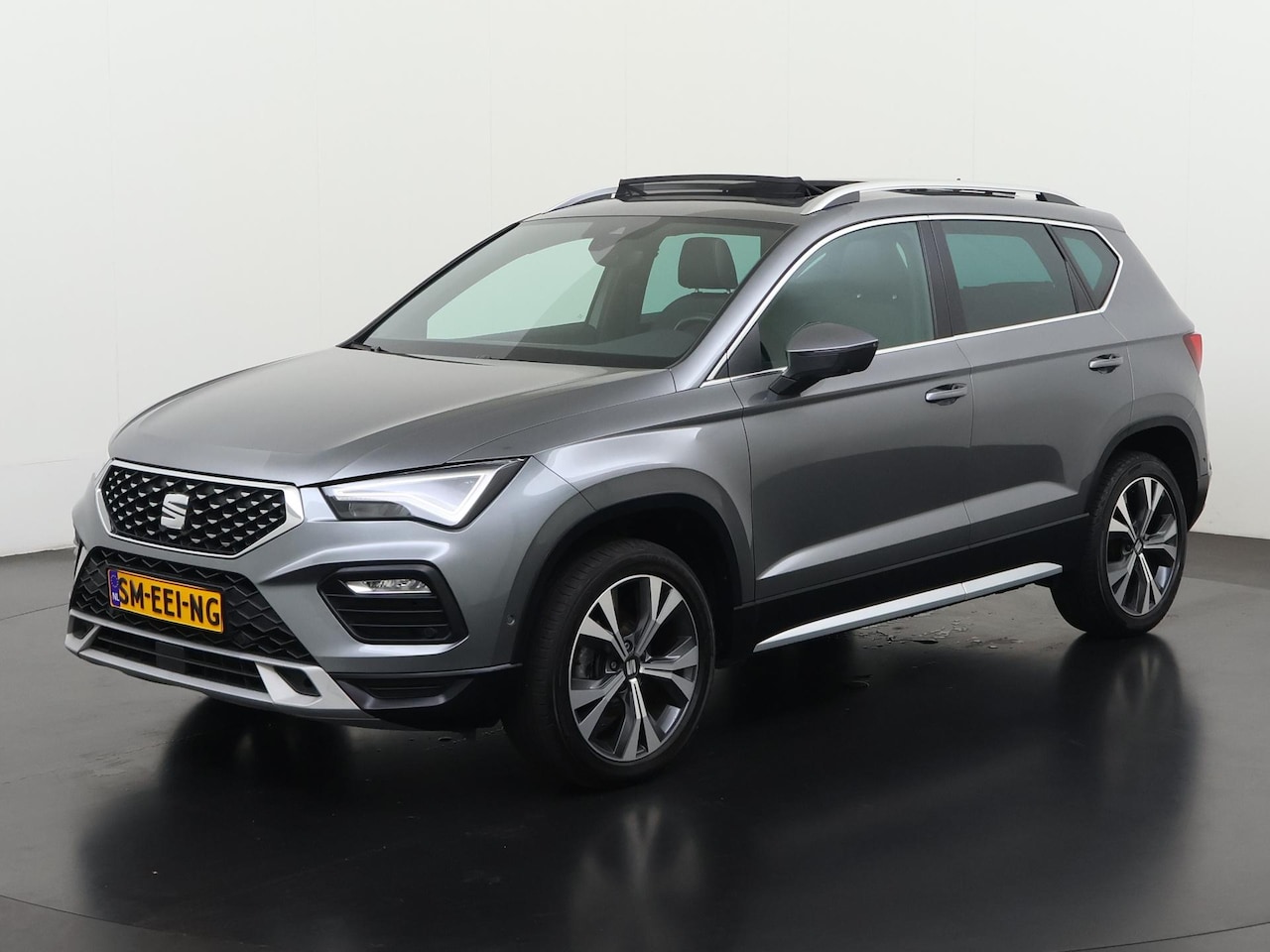 SEAT Ateca - 1.5 TSI Xperience DSG | Panoramadak | Trekhaak | Zondag Open! - AutoWereld.nl