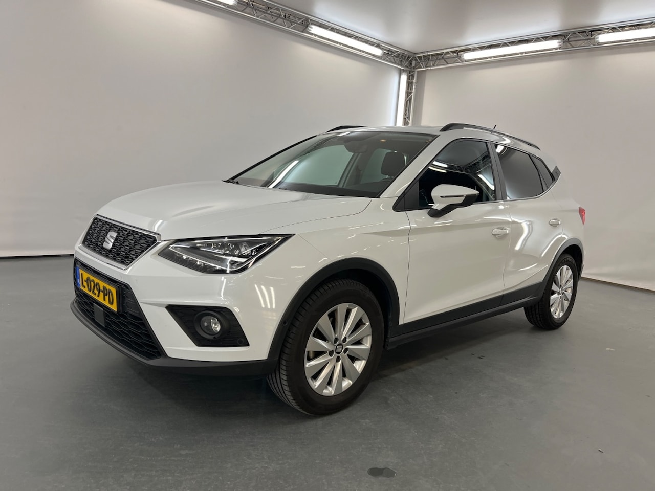 SEAT Arona - 1.0 TSI Style Business Intense Plus|Navi|CarPlay - AutoWereld.nl