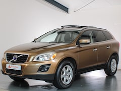 Volvo XC60 - 3.0 T6 AWD Momentum Panoramadak, Trekhaak, Cruise Control, Apple Carplay
