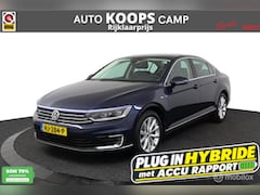 Volkswagen Passat - Sedan 1.4 TSI GTE Highline 218 PK Plug-in hybride | 78, 7% SOH | Elec. stoelen met verwarm