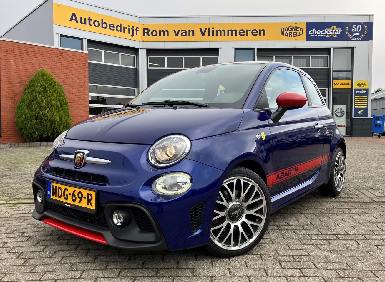 Fiat 500 C - 1.4 T-Jet Abarth 595 1.4 T-Jet Abarth 595 - AutoWereld.nl
