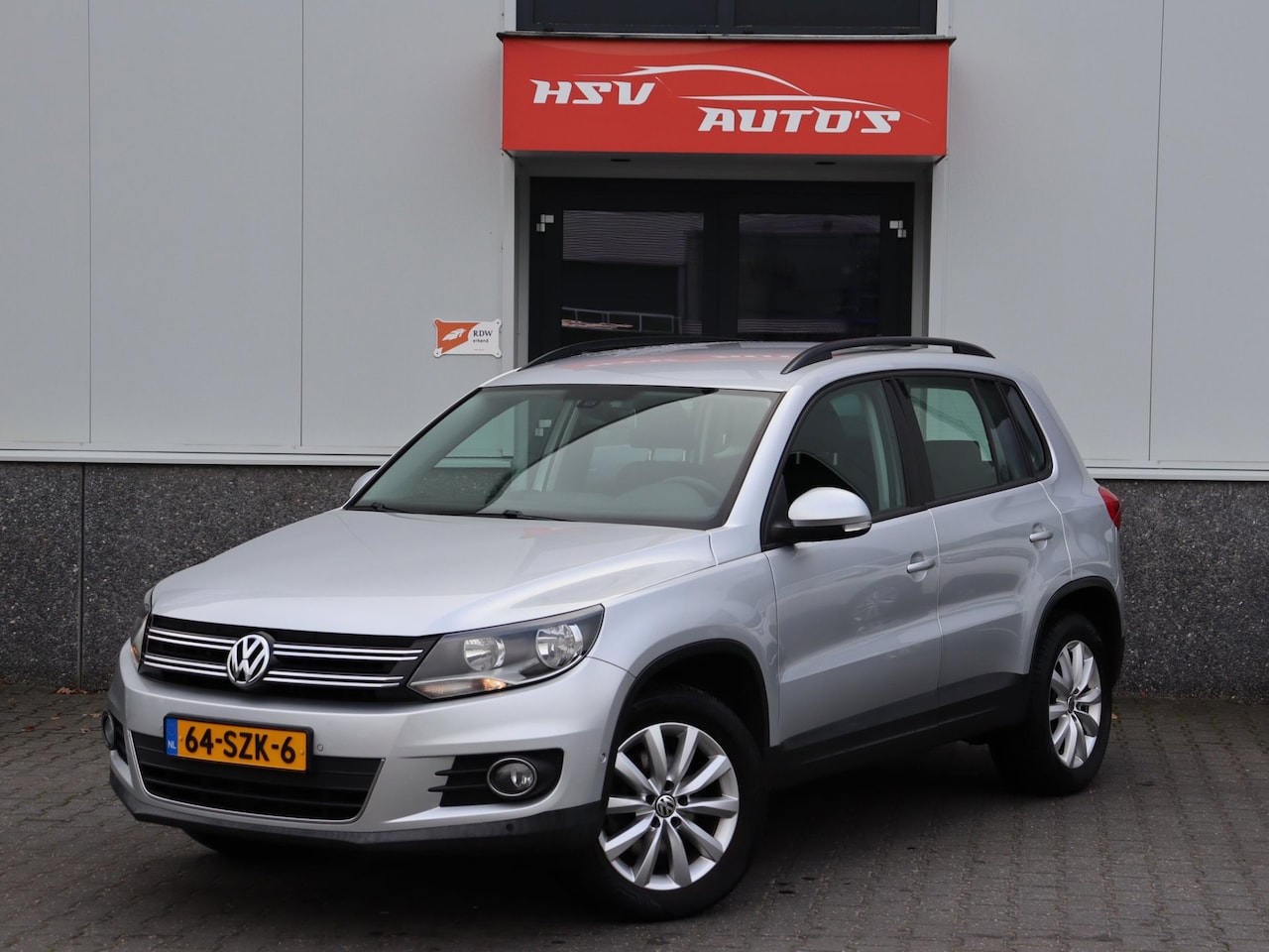 Volkswagen Tiguan - 1.4 TSI Track&Field 4Motion org NL - AutoWereld.nl