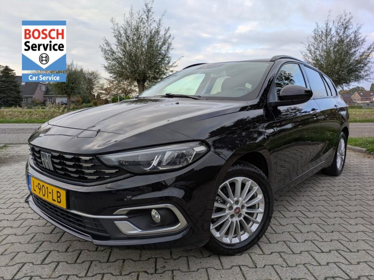 Fiat Tipo - 1.0 Life I NAP I Camera I Virtual cockpit I Navi I Clima I Cruise I Trekhaak I - AutoWereld.nl