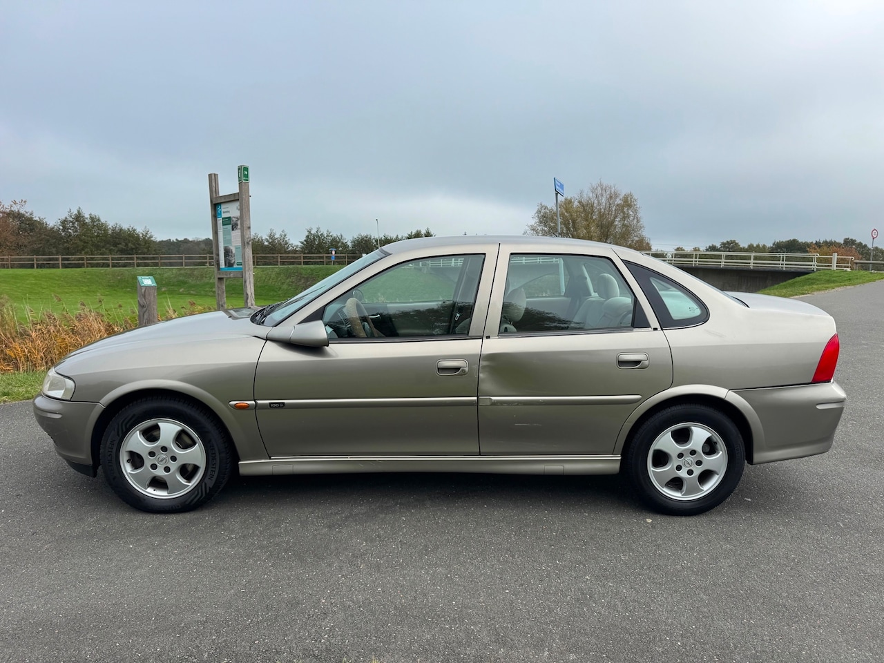 Opel Vectra - 1.8-16V Pearl 1.8-16V Pearl - AutoWereld.nl
