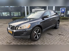 Volvo XC60 - 3.2 AWD R-Design , 4WD, AIRCO, AUTOMAAT, UNIEK LEDEREN INTERIEUR, , PANODAK (KAN NIET OPEN