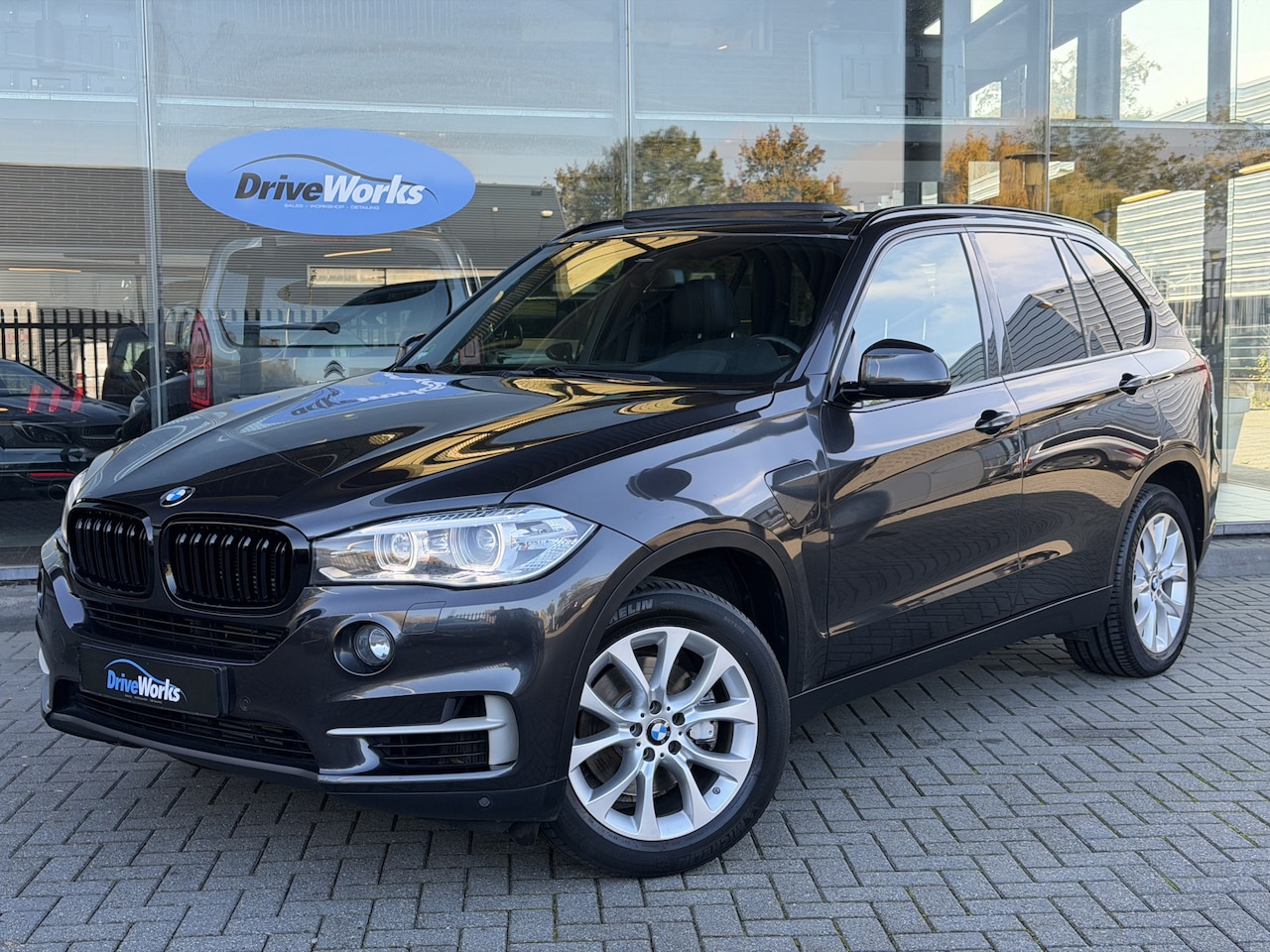 BMW X5 - xDrive40e iPerformance High Executive | HUD | Pano | Elec Stoelen | Interesse in een bezic - AutoWereld.nl