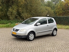 Volkswagen Fox - 1.2 Trendline RIJDT GOED I RUIME APK I INRUILKOOPJE