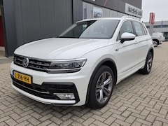 Volkswagen Tiguan - 2.0 TSI 4Motion Highline | Trekhaak | Elektrische Achterklep | 360° camera |