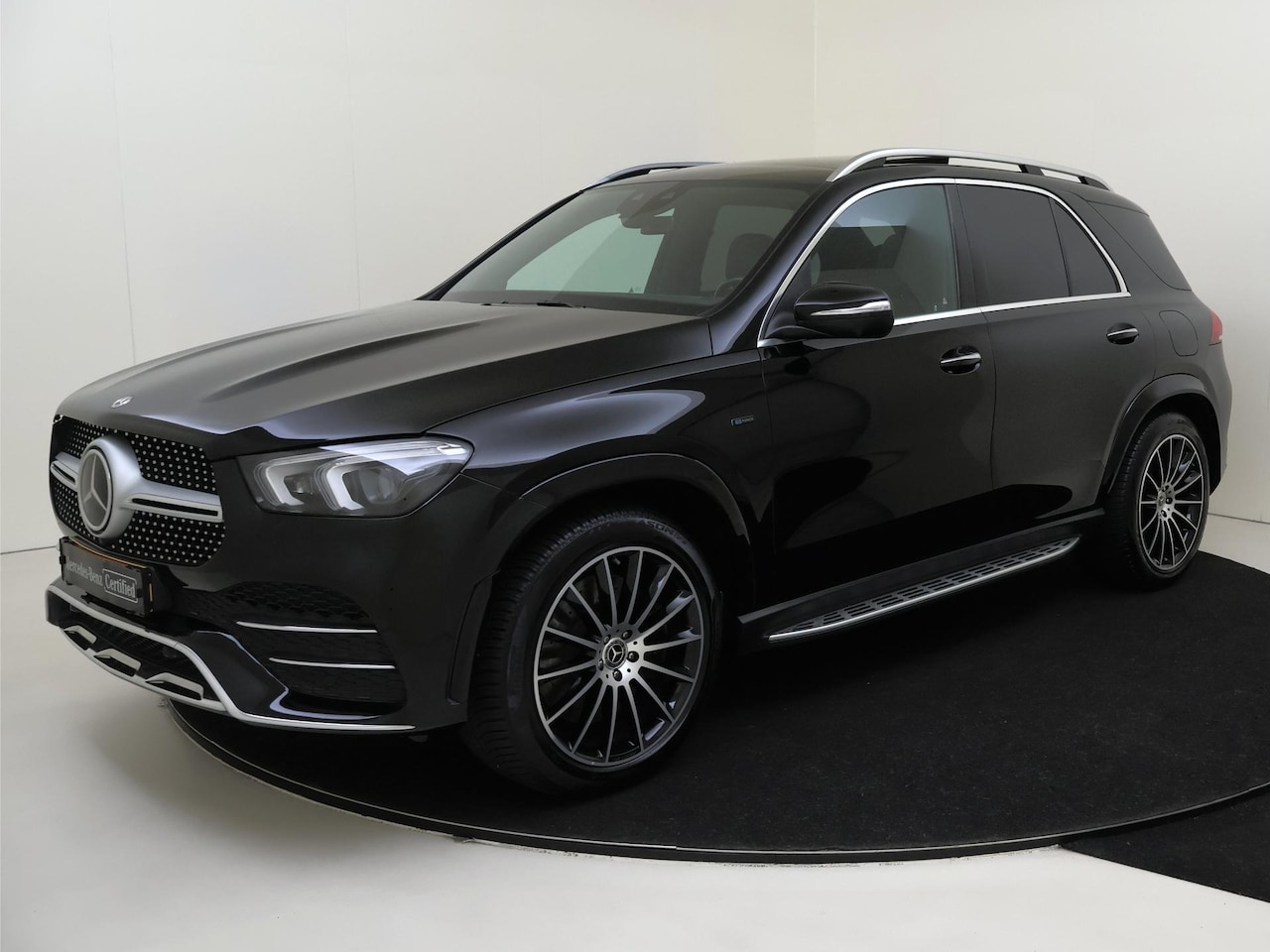 Mercedes-Benz GLE-Klasse - 350 de 4MATIC Premium Plus / AMG/ Panoramadak/ 21 inch/ Burmester/ Memory/ DISTRONIC - AutoWereld.nl