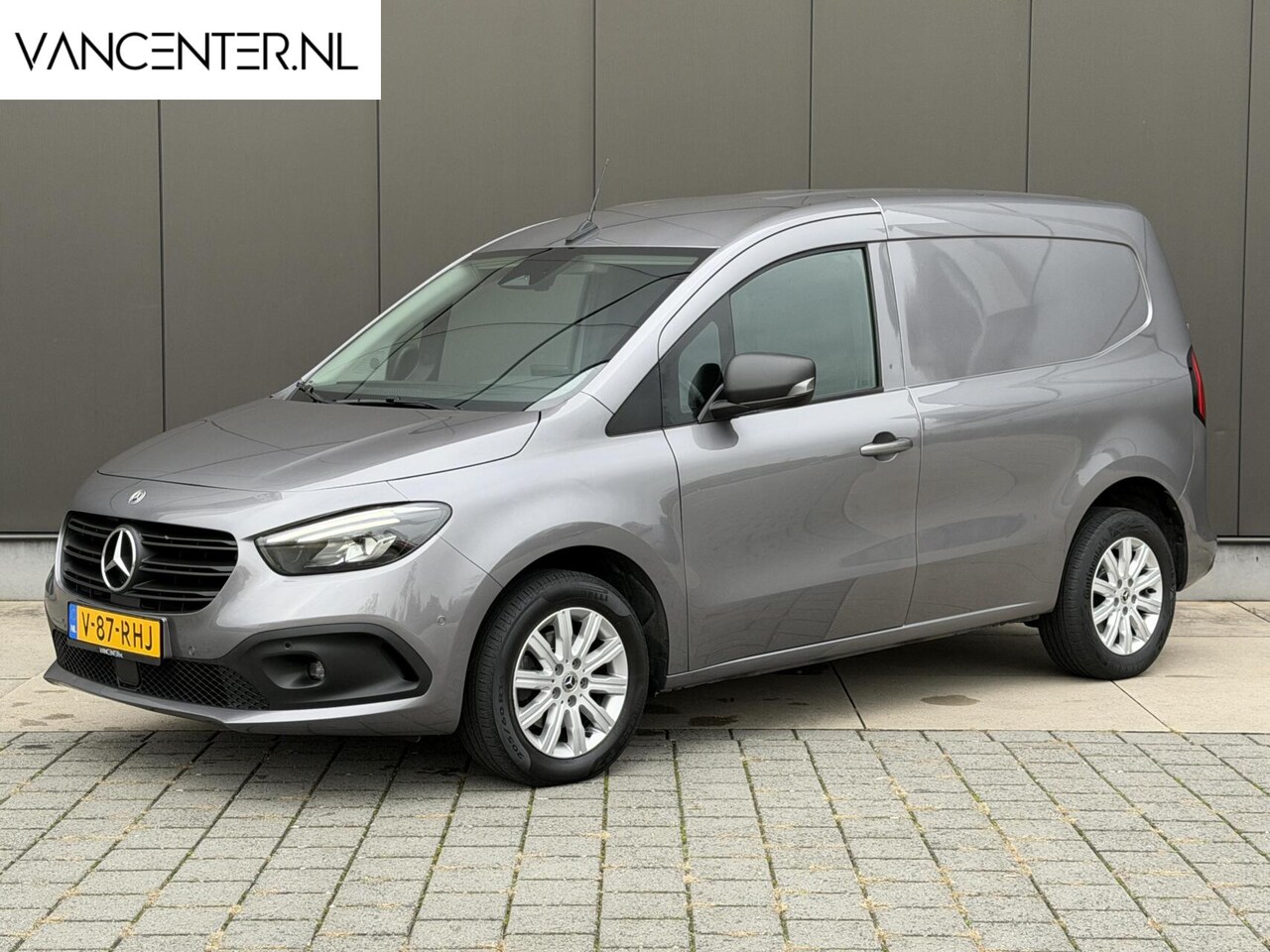 Mercedes-Benz Citan - 113 Benzine Automaat Carplay LED Airco PDC - AutoWereld.nl