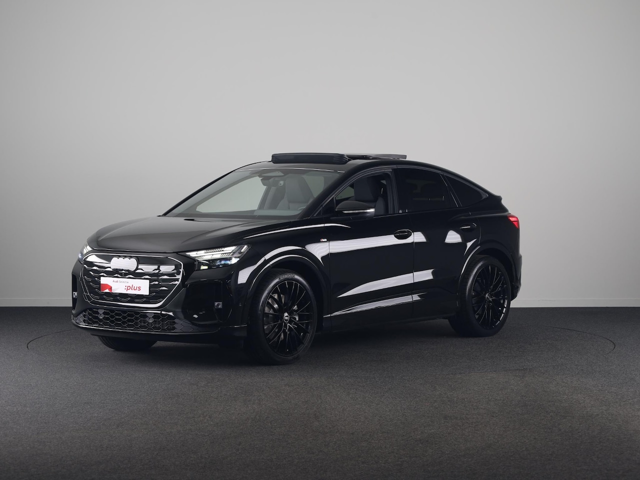 Audi Q4 Sportback e-tron - S edition 82 kWh 286 pk | Techniekpakket plus | Glazen panoramadak | Optiekpakket zwart-gl - AutoWereld.nl