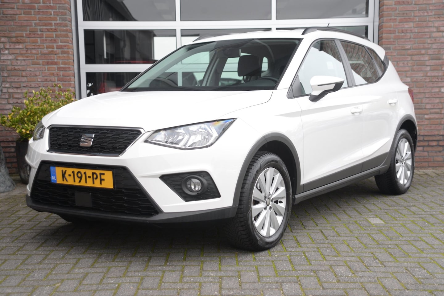 SEAT Arona - 1.0 TSI Style | CARPLAY | ACC | Orig. NL Auto | All Seasons banden | - AutoWereld.nl
