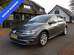 Volkswagen Golf - 1.0 TSI Comfortline Business ACC / CARPLAY / PDC / NAVI / STOELVERWARMING