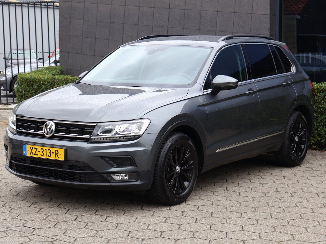 Volkswagen Tiguan - 1.5 TSI|Carplay|Nav|Adaptive|Climate|2e Eig. - AutoWereld.nl