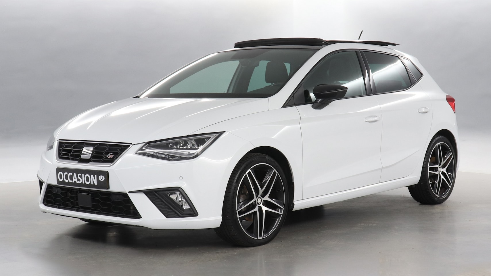 SEAT Ibiza - 1.0 TSI 115pk FR Limited Edition DSG / Panoramadak / Keyless / Stoelverwarming / Camera - AutoWereld.nl