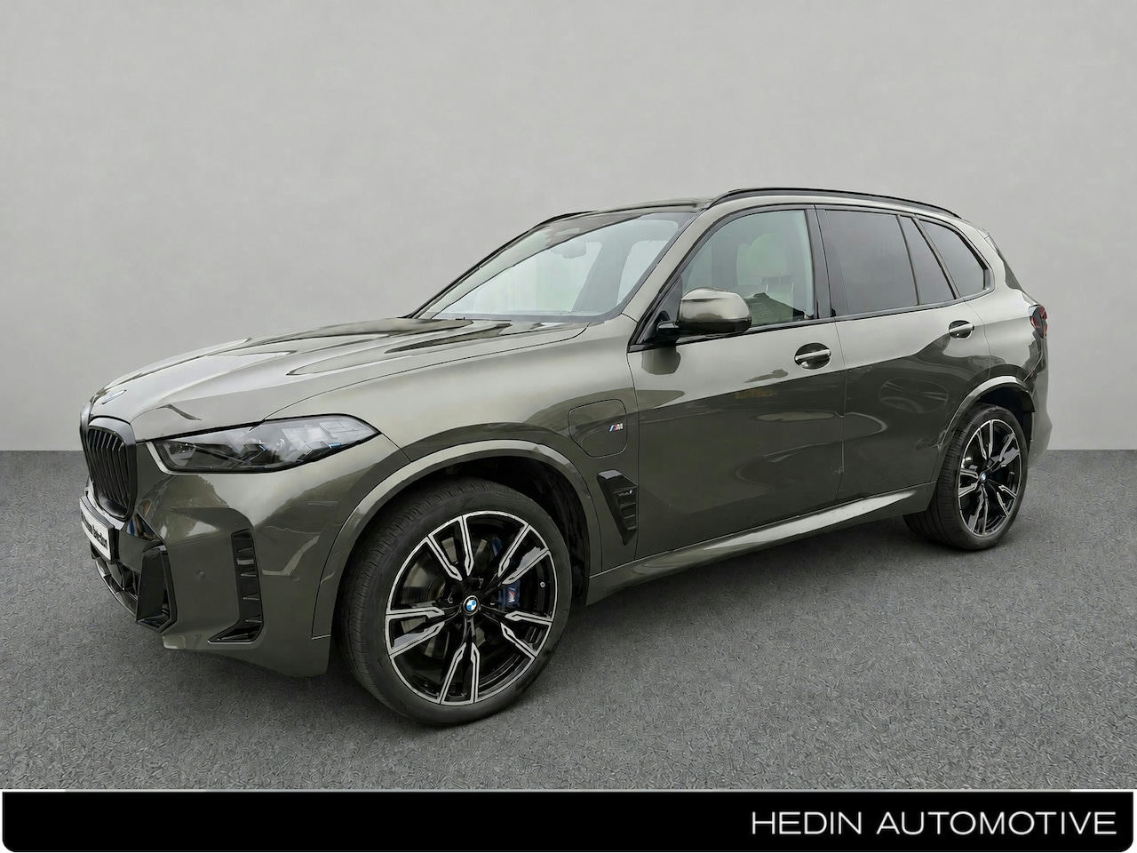 BMW X5 - xDrive50e Launch Edition M Sport Pro Pakket | Driving Assistant Professional | Glazen pan - AutoWereld.nl
