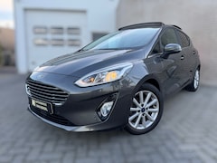 Ford Fiesta - 1.0 EcoBoost Titanium PANO / B&O / CAMERA / CARPLAY / NL AUTO MET NAP / LED / PDC V+A / VO