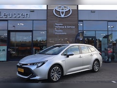 Toyota Corolla Touring Sports - 1.8 HYBRID FIRST EDITION TREKHAAK NAVI ALL-SEASON 17"LM-VELGEN APPLE CARPLAY/ANDROID AUTO