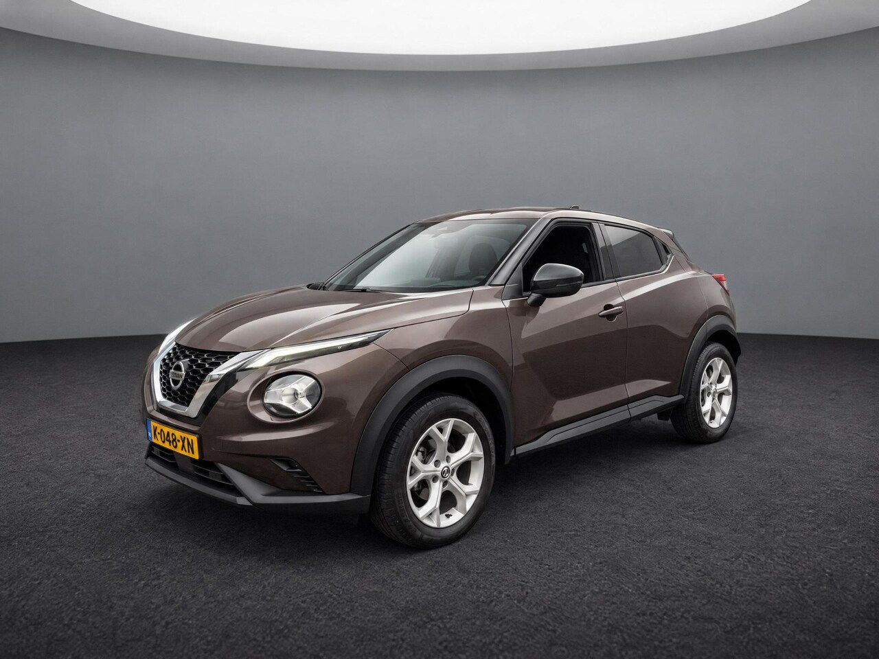 Nissan Juke - 1.0 DIG-T N-Connecta Automaat | Navigatie | PDC voor en achter | Achteruitrijcamera | Clim - AutoWereld.nl