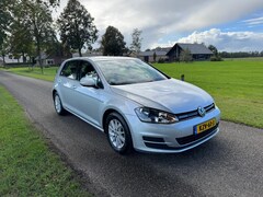 Volkswagen Golf - 1.0 TSI Comfortline | Dealer onderhouden | Stoelverwarming | Cruise Control | Climate Cont
