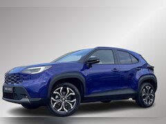 Toyota Yaris Cross - 1.5 Hybrid 130 First Edition, Comfort Pack, Stuur & Stoel verwarming, BSM, Sensoren, Verwa