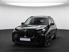BMW X1 - xDrive25e M Sport Automaat / Panoramadak / Sportstoelen / Comfort Access / Achteruitrijcam