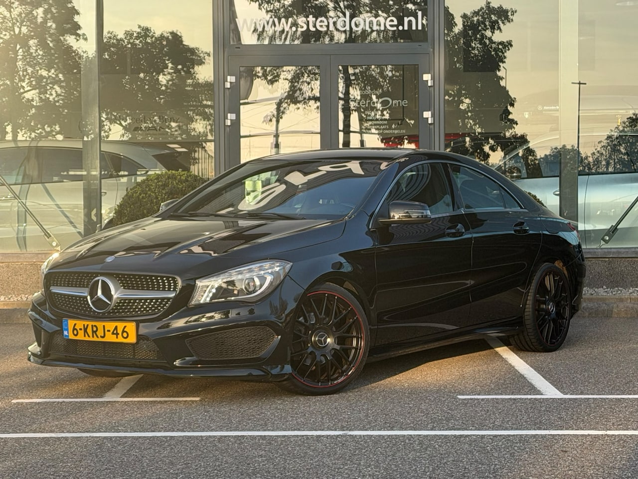 Mercedes-Benz CLA-Klasse - 200 Ambition AMG I Trekhaak I Tempomaat I Diamond grille I AMG velgen I - AutoWereld.nl