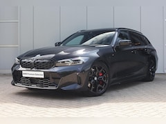 BMW 3-serie Touring - 330e M Sport Automaat / Trekhaak / Panoramadak / Sportstoelen / Comfort Access / Adaptieve