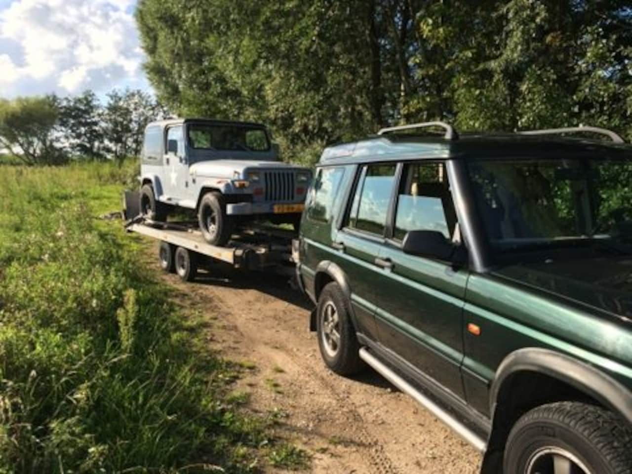 Autotransport  in en verkoop Auto Groot