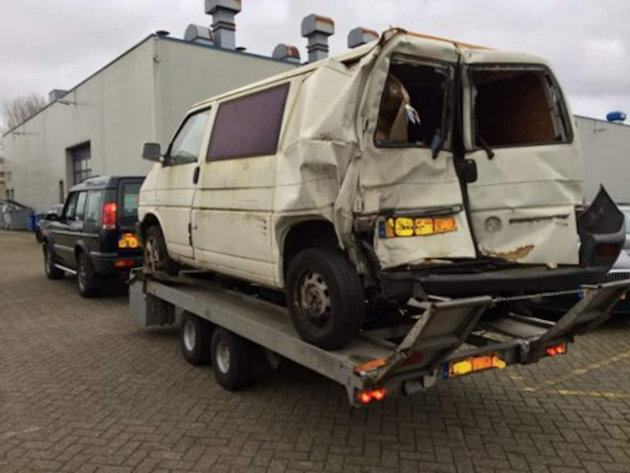 Autotransport  in en verkoop Auto Groot